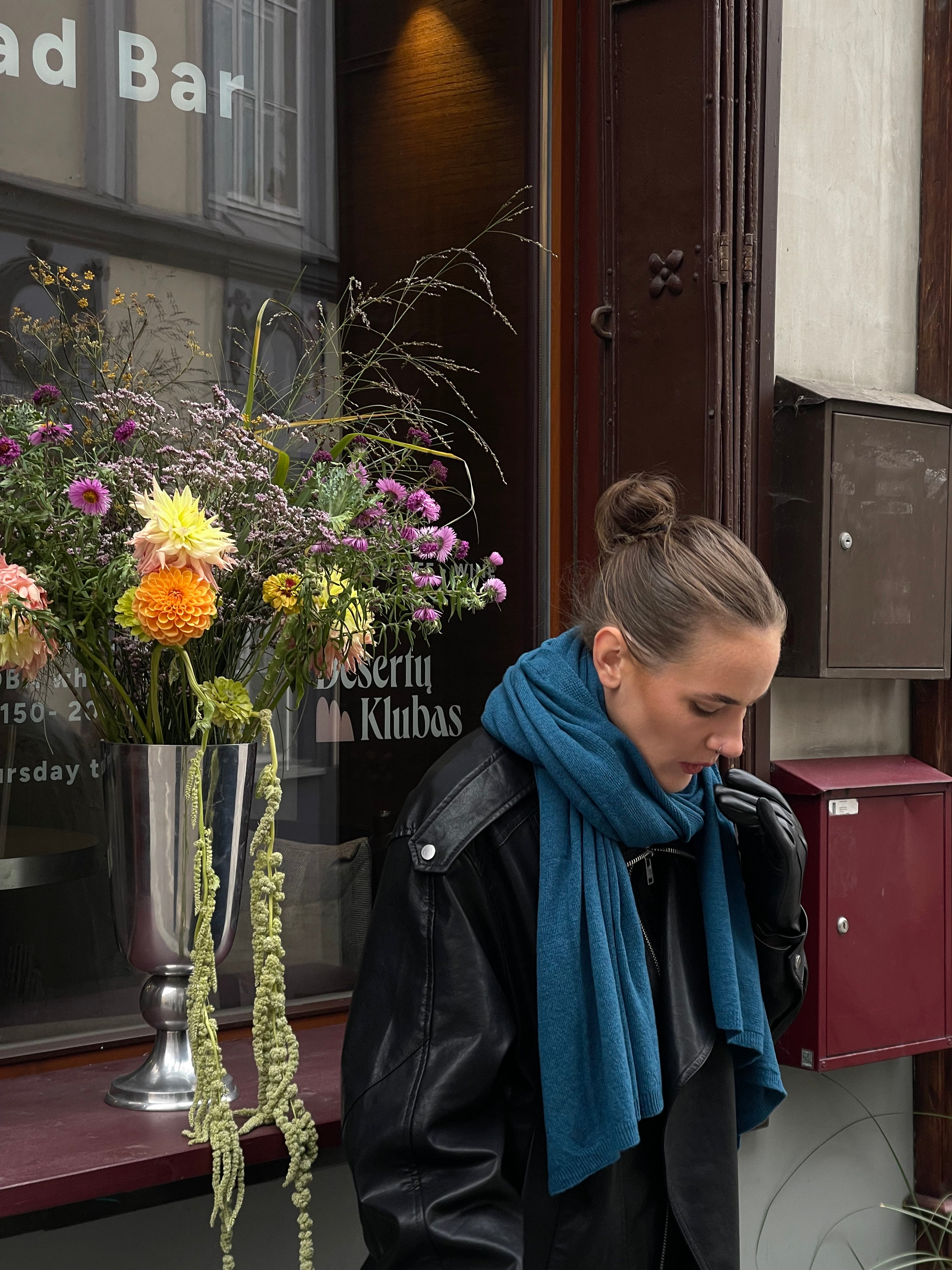 Wool and cashmere scarf